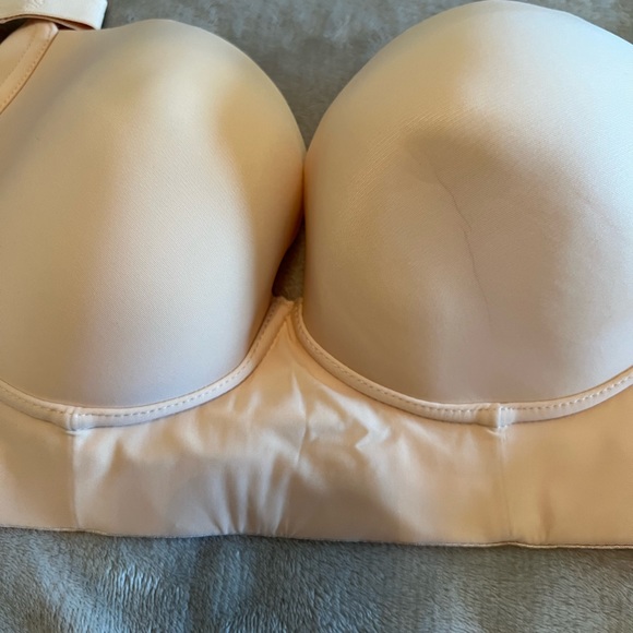 Bras - Picture 6 of 13